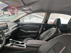 نيسان ألتيما